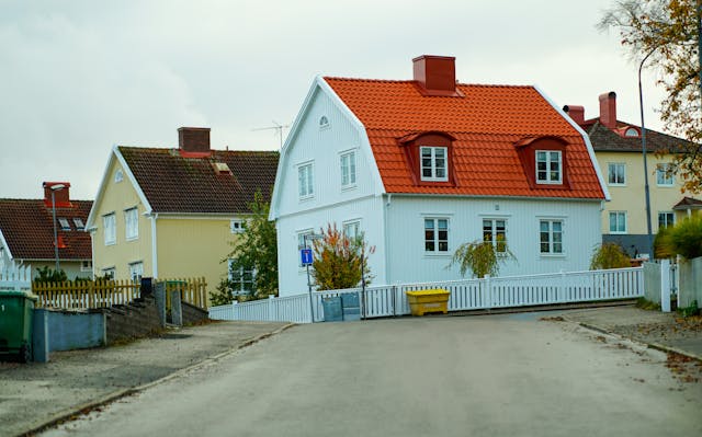 Takläggning Göteborg med JFG Bygg – experter på takomläggning och takrenovering i Göteborg. Takläggning Göteborg med JFG Bygg – experter på takomläggning och takrenovering i Göteborg.<br />